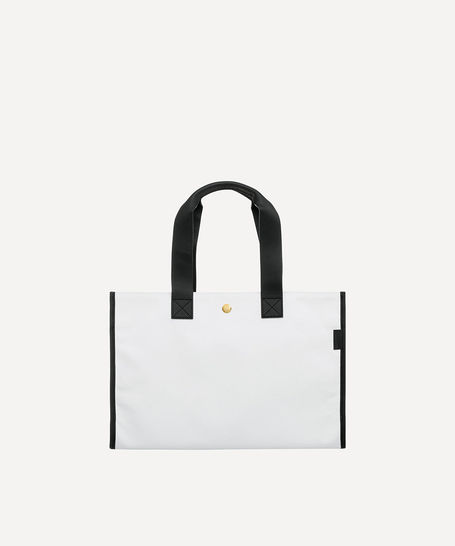 THE TOTE BAG