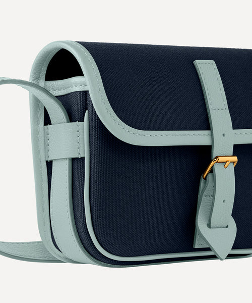 THE BELT BAG NAVY