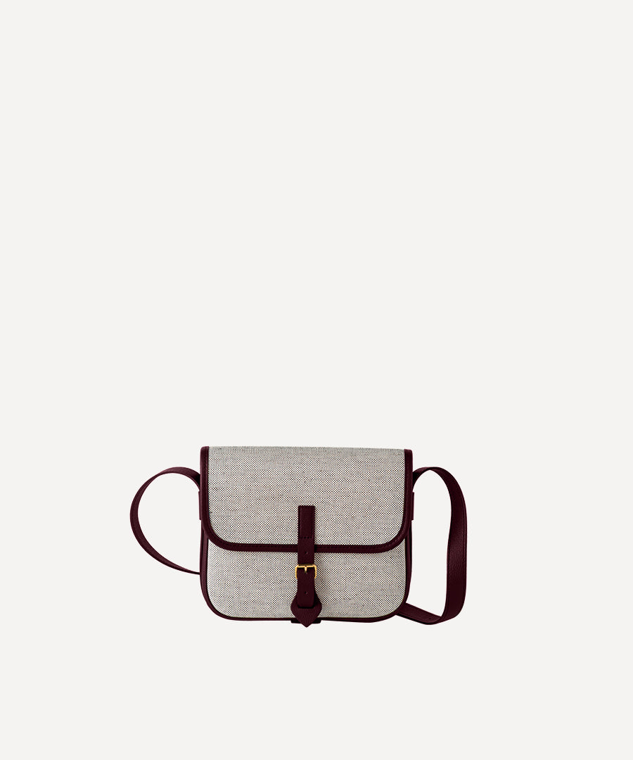 クロスボディバッグ