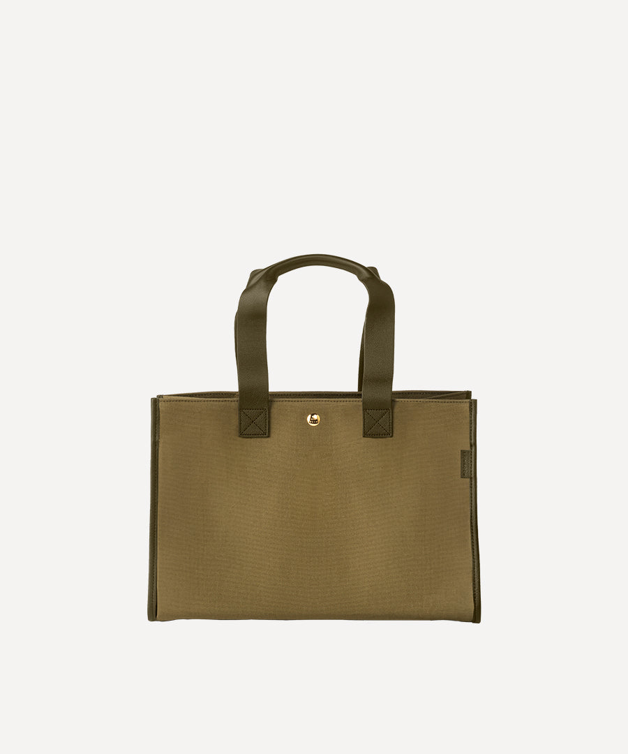 THE TOTE BAG