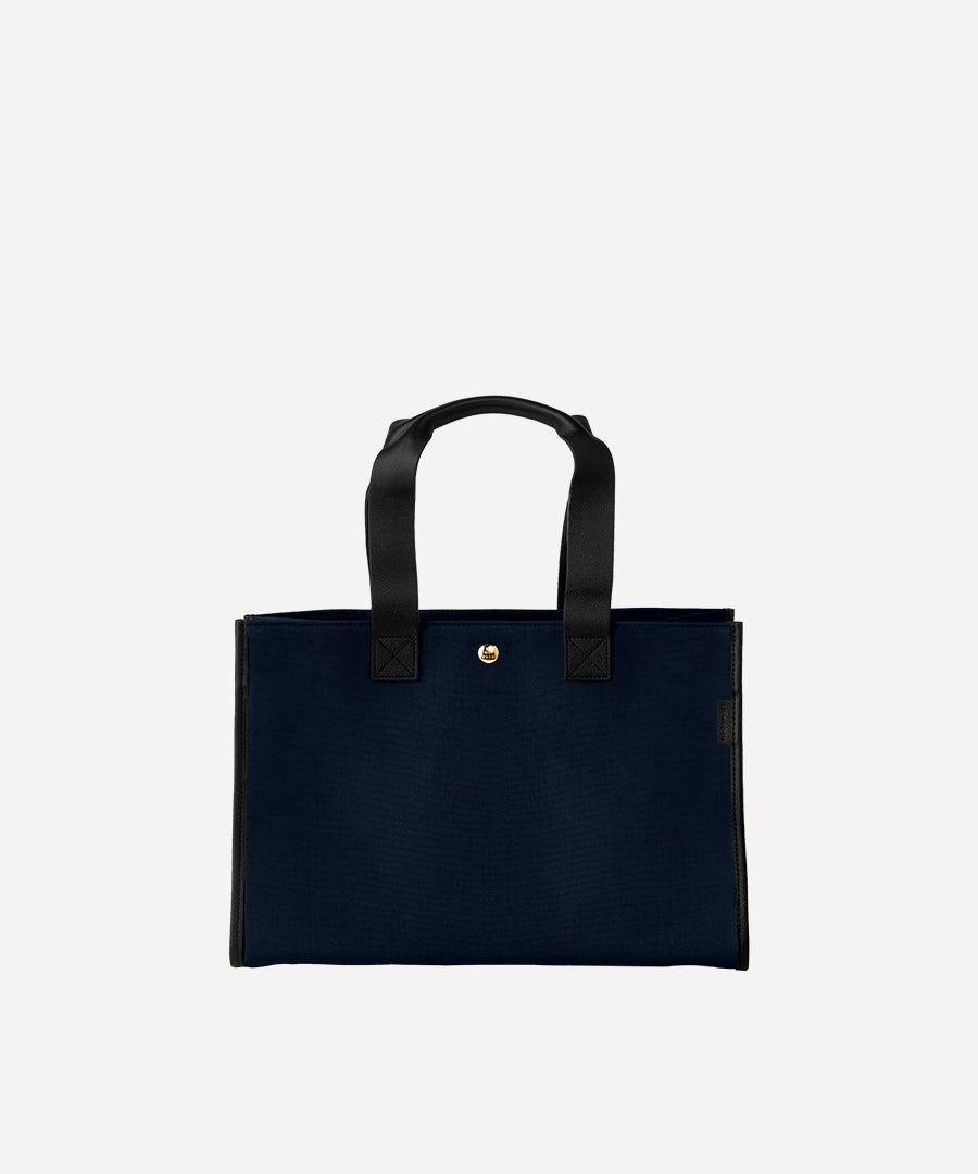 THE TOTE BAG