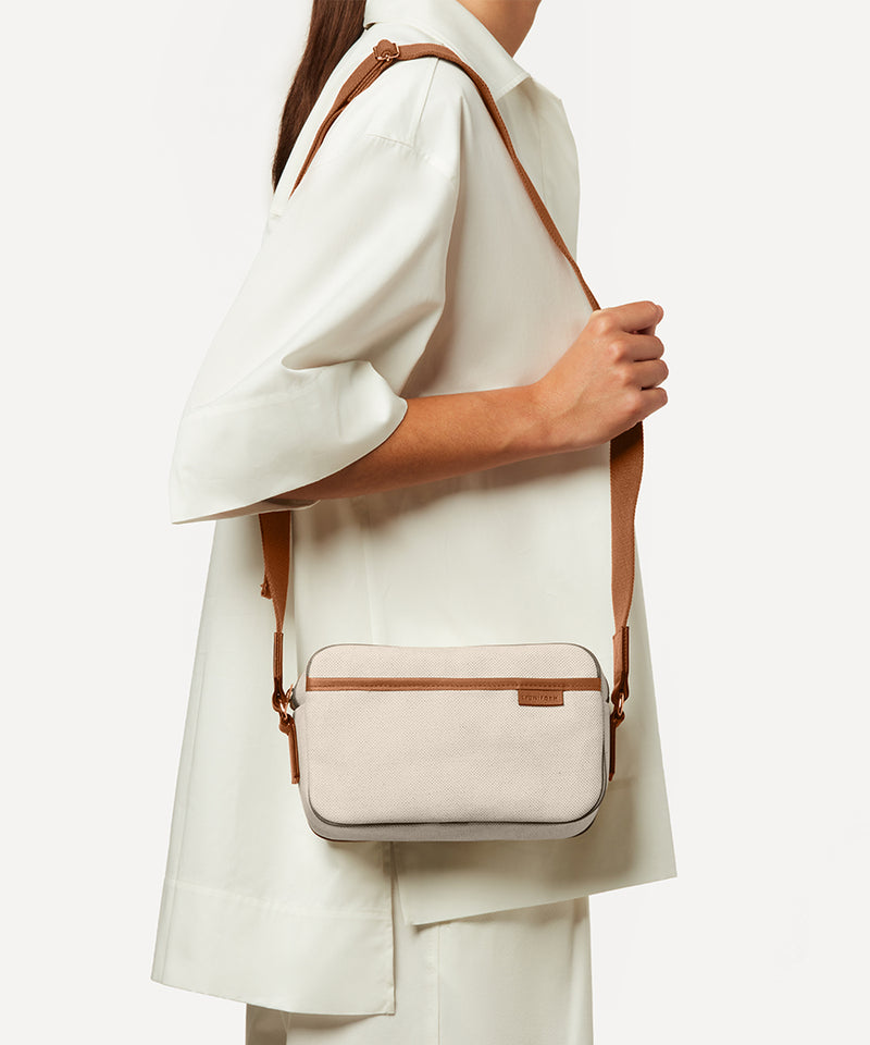 THE CAMERA BAG KHAKI