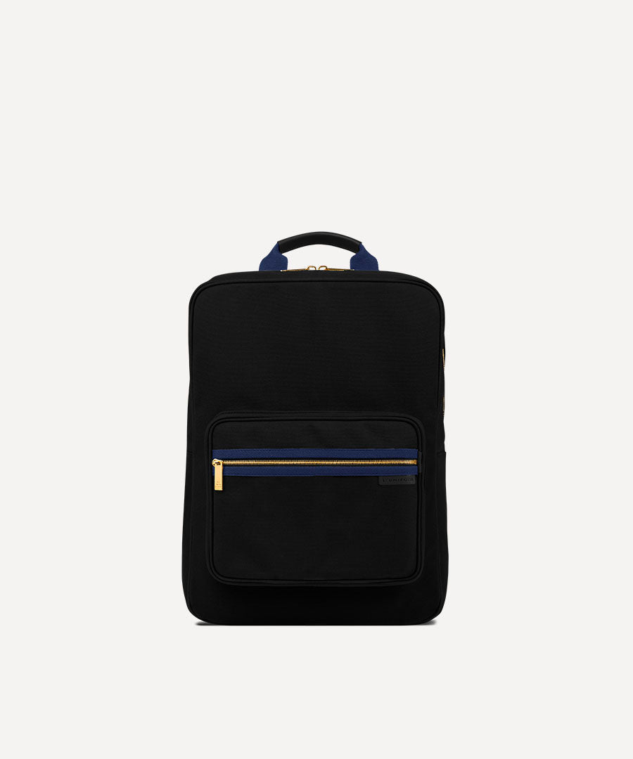 THE LARGE BACKPACK BLACK