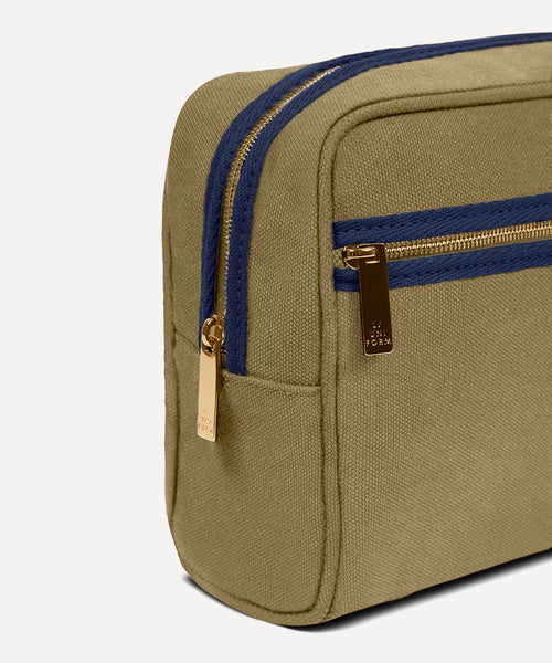 トイレタリーバッグ