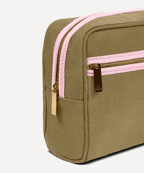 トイレタリーバッグ