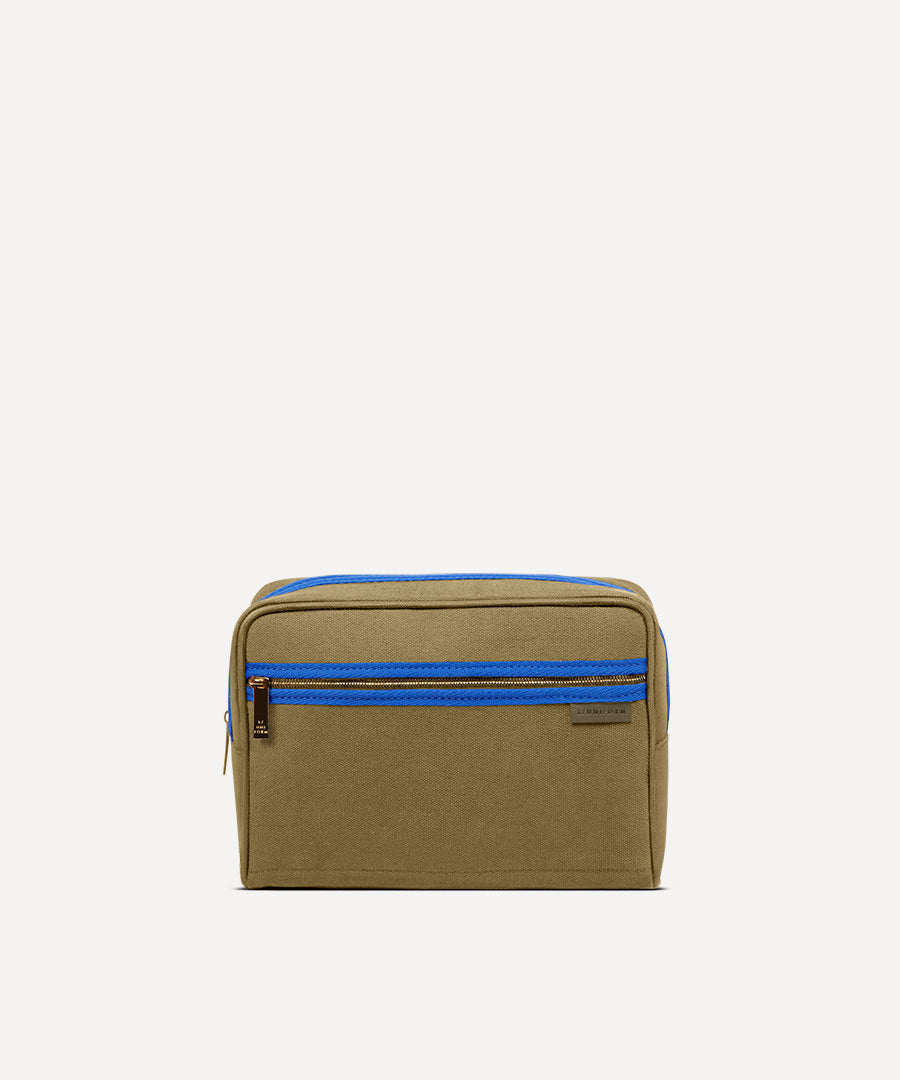 LA TROUSSE DE TOILETTE
