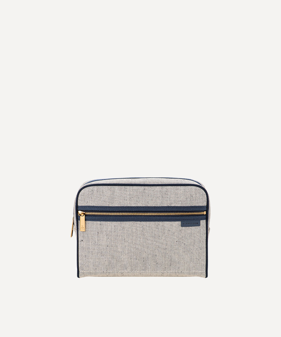 TOILETRY BAG