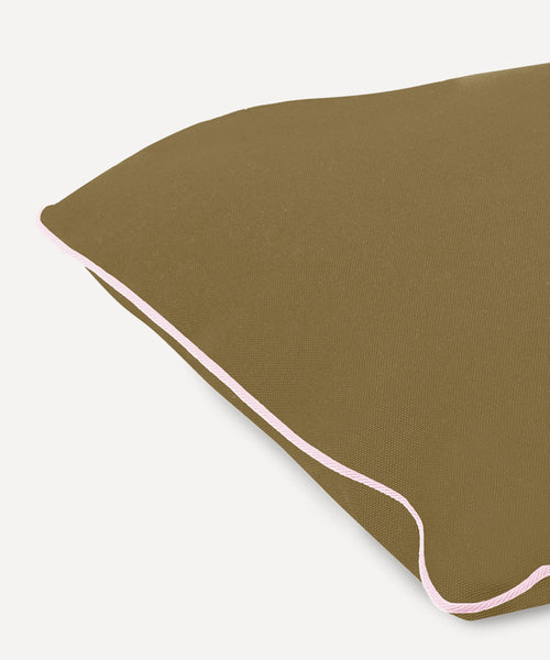 LA HOUSSE DE COUSSIN KAKI