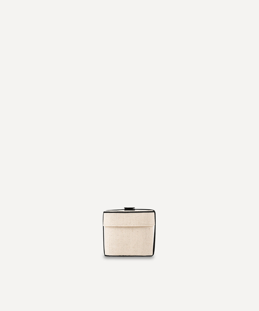 LA PETITE BOÎTE À TRÉSORS